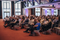 2025-09-27-Flying-Photographer-DOG-Kongress-Berlin-offenblende-MIWE-0043-scaled