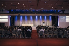 2025-09-27-Flying-Photographer-DOG-Kongress-Berlin-offenblende-MIWE-0045-scaled